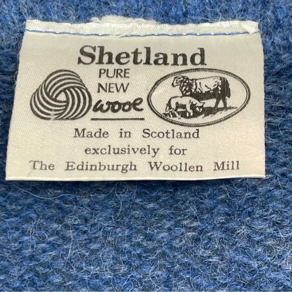 Vintage Shetland Pure New Wool V-Neck Sweater Blue Made In Scotland Classic 40 L - Picture 10 of 16
